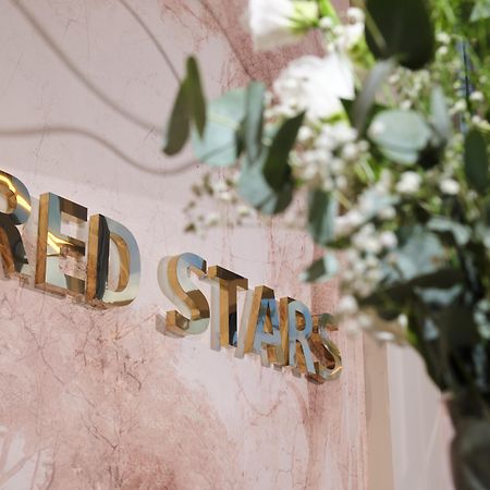 Red Stars Hotel Saint Petersburg Bagian luar foto
